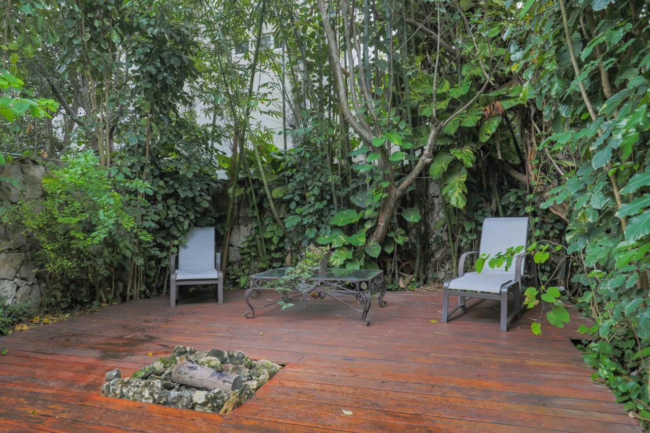 Guest House La Aldea Holistic Experience แคนคูน ภายนอก รูปภาพ