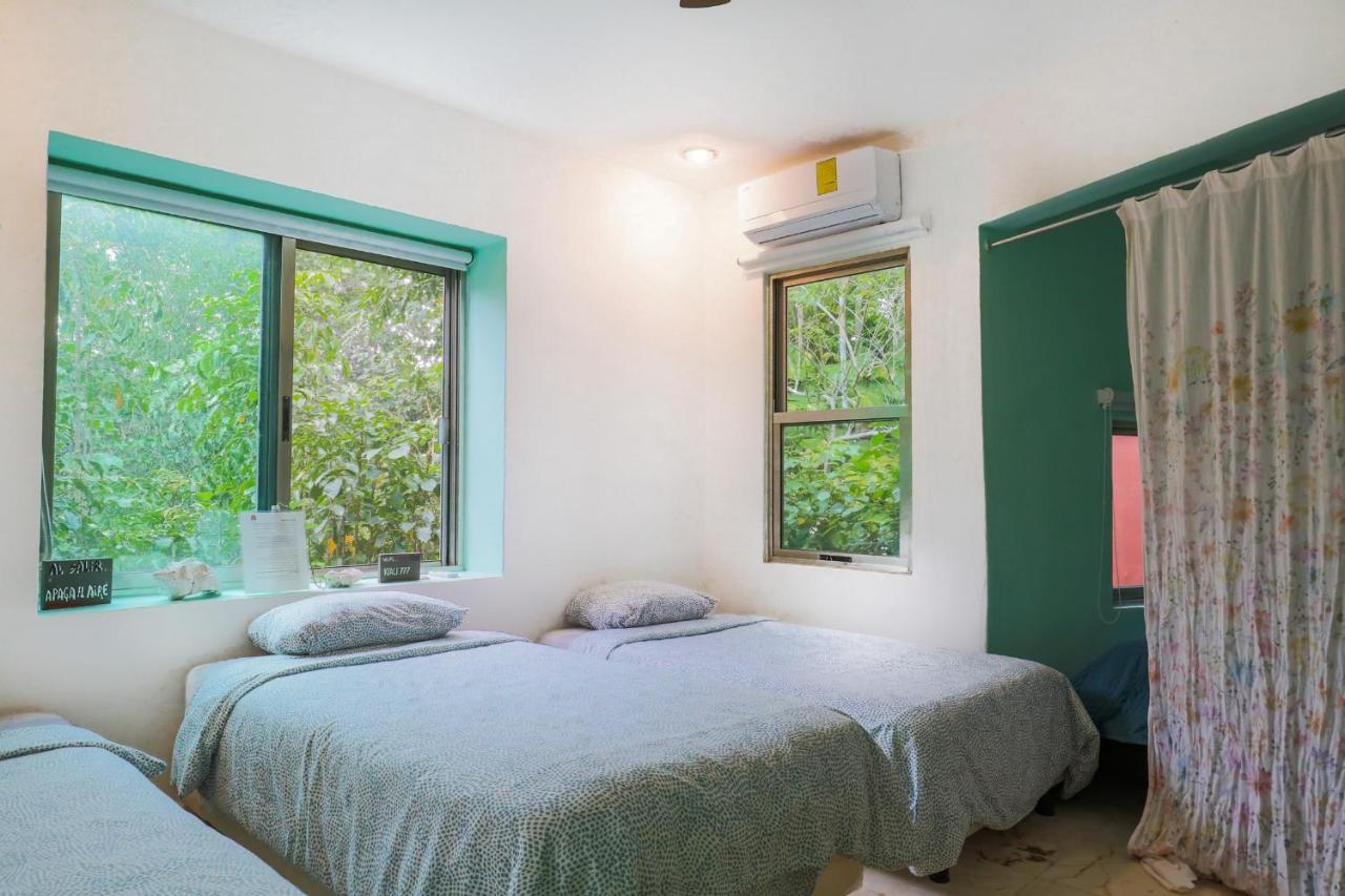 Guest House La Aldea Holistic Experience แคนคูน ภายนอก รูปภาพ