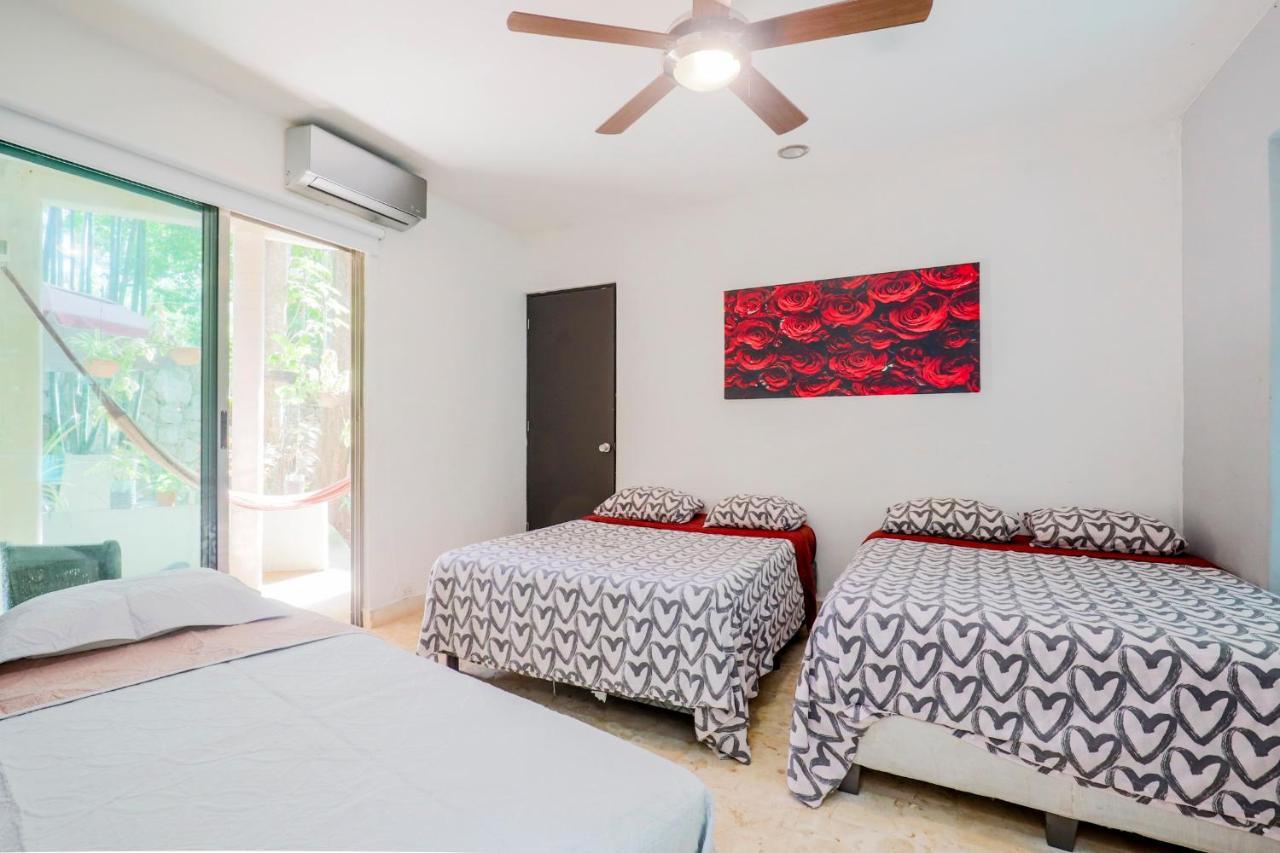 Guest House La Aldea Holistic Experience แคนคูน ภายนอก รูปภาพ