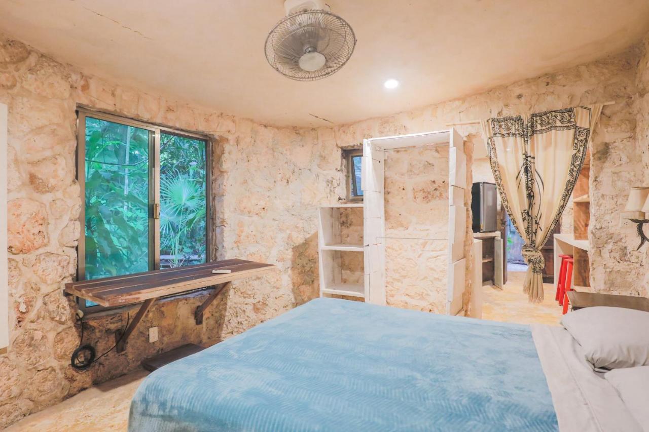 Guest House La Aldea Holistic Experience แคนคูน ภายนอก รูปภาพ